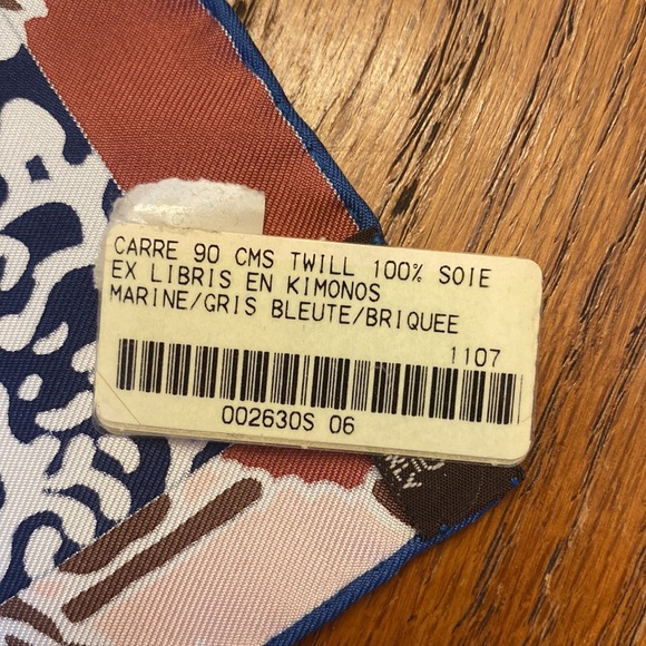 Hermès Silk scarf - Picture 7 of 7